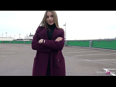 ❤️ GERMAN SCOUT SE YON RÈV TOUCH STEELE, PARKING TELLTALE AK SEXY POU LAJAN Pornografi difisil nan nou ❤