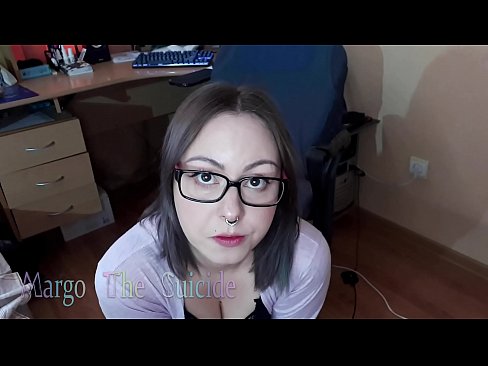 ❤️ Ti fi sexy ak linèt souse gode pwofondman sou kamera Pornografi difisil nan nou ❤